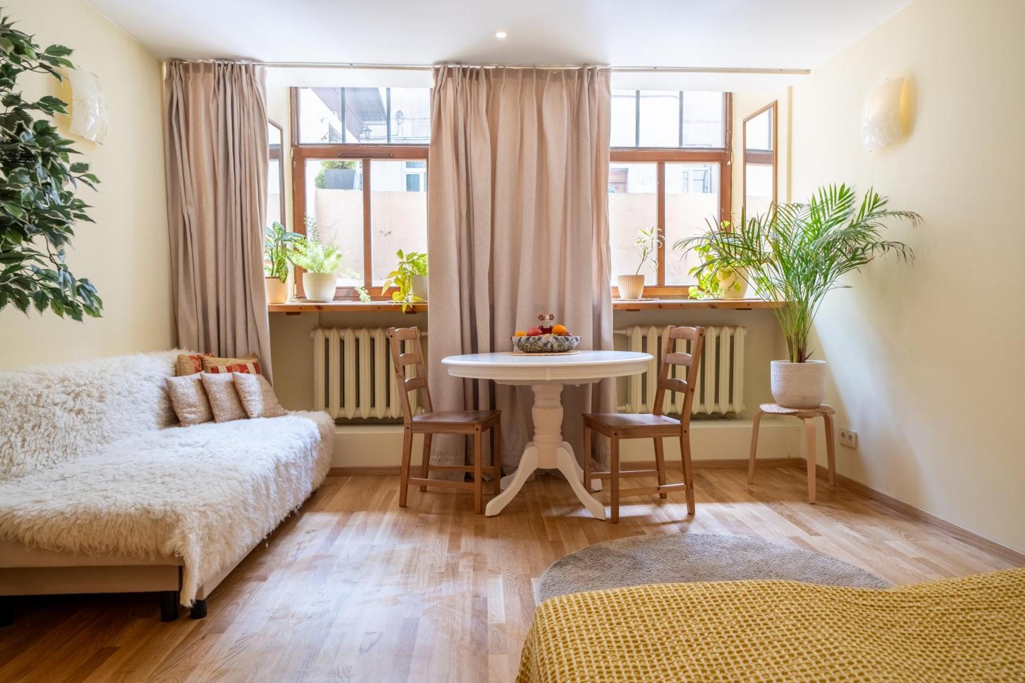 וילנה Cozy Suite With Inner Yard מראה חיצוני תמונה