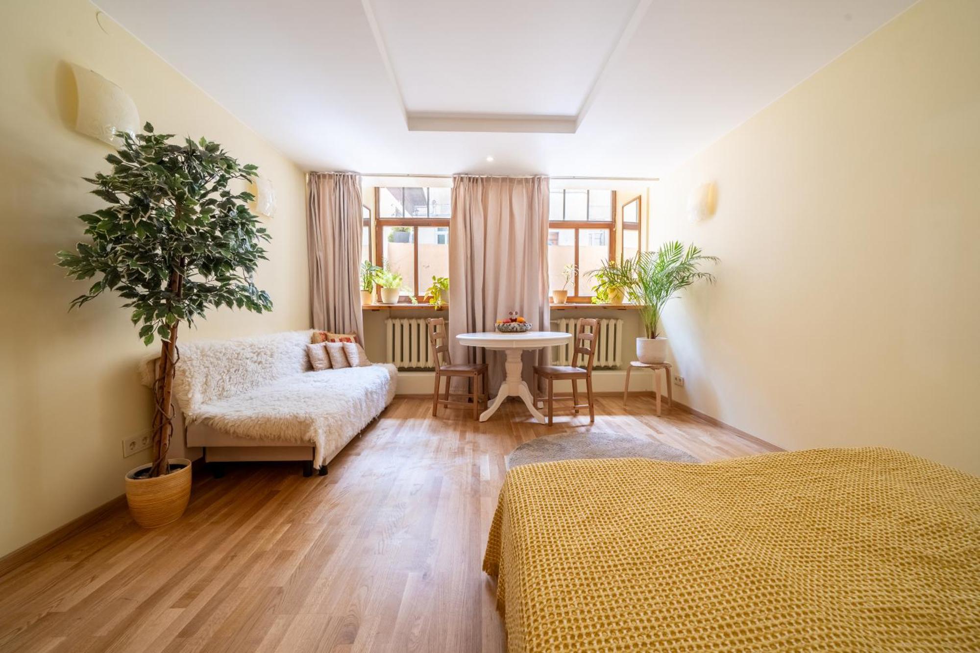 וילנה Cozy Suite With Inner Yard מראה חיצוני תמונה