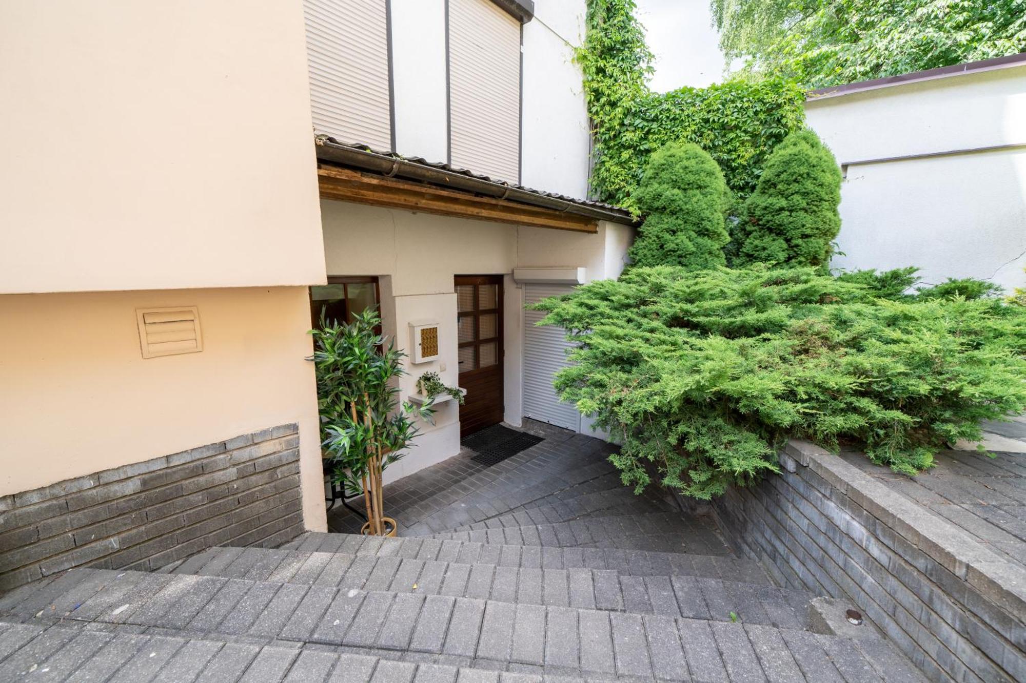 וילנה Cozy Suite With Inner Yard מראה חיצוני תמונה